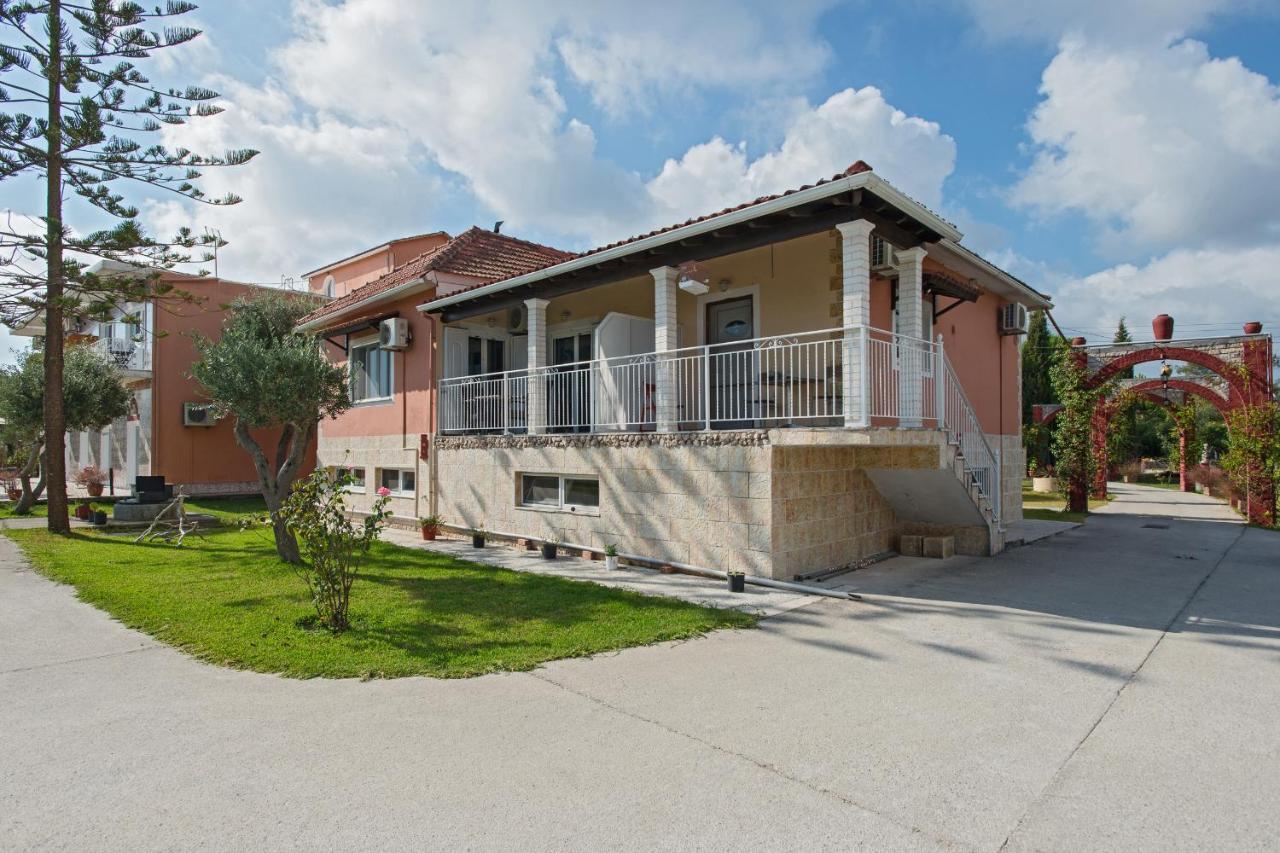 Sand And Sea Kavos Exterior photo