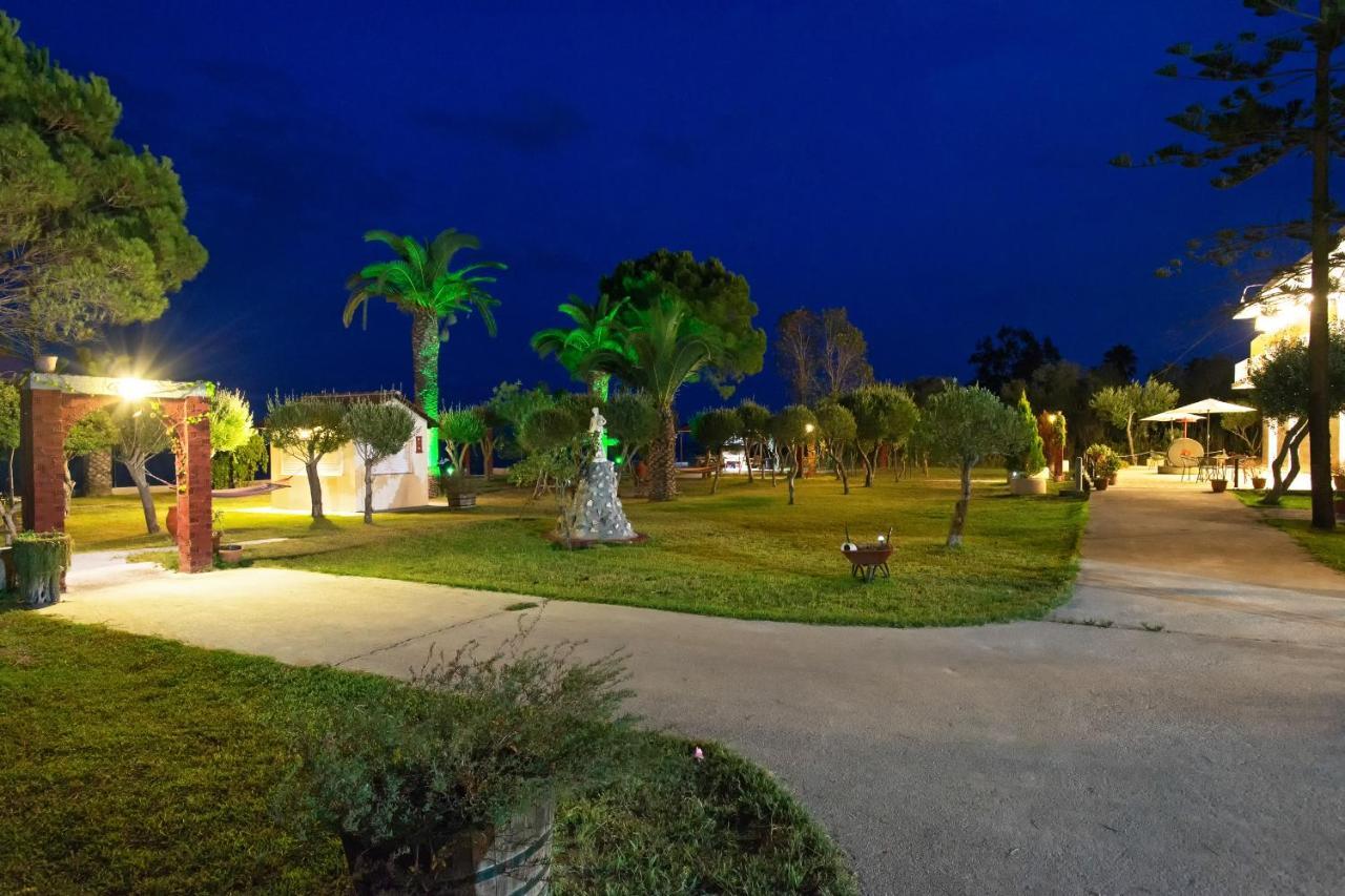 Sand And Sea Kavos Exterior photo